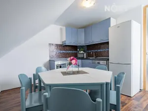 Prodej ubytování, Horní Stropnice, 360 m2