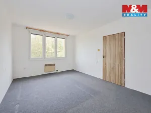 Prodej bytu 3+1, Černovice, Tyršova, 64 m2