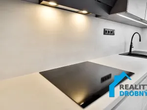 Prodej bytu 2+1, Děčín, Podmokelská, 53 m2