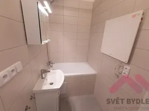 Pronájem bytu 2+kk, Praha - Vršovice, Tolstého, 40 m2