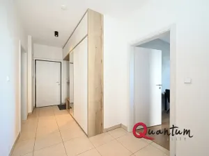 Pronájem bytu 3+kk, Praha - Černý Most, Cukrova, 83 m2