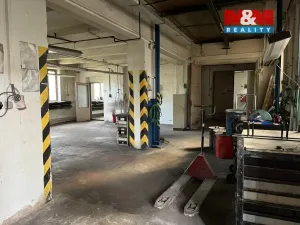 Pronájem skladu, Suchovršice, 1100 m2