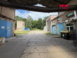 Pronájem skladu, Suchovršice, 1500 m2