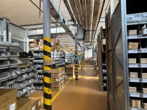 Pronájem skladu, Suchovršice, 1500 m2