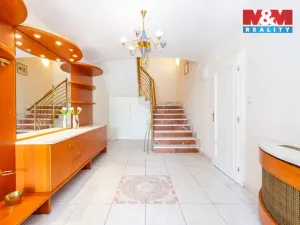 Prodej atypického bytu, Orlová - Město, Fr. Palackého, 140 m2