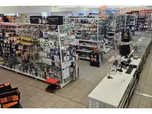Prodej obchodního prostoru, Mikulov, Brněnská, 860 m2