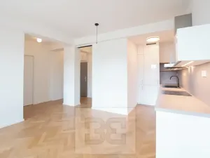 Pronájem bytu 3+kk, Praha - Libeň, Sokolovská, 70 m2