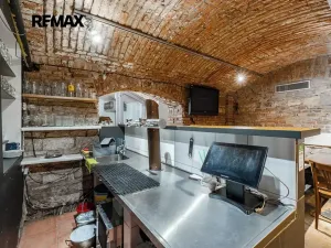 Pronájem restaurace, Praha - Nusle, Sekaninova, 254 m2