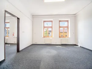 Pronájem kanceláře, Mladá Boleslav, 305 m2