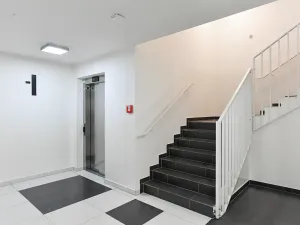 Pronájem bytu 3+kk, Praha - Vysočany, Strnadových, 78 m2