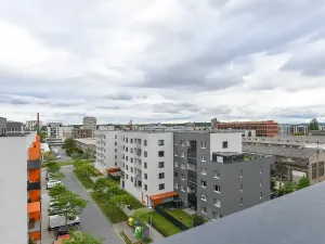 Pronájem bytu 3+kk, Praha - Vysočany, Strnadových, 78 m2