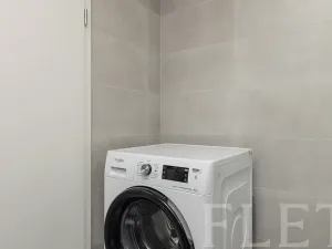 Pronájem bytu 1+kk, Praha - Kamýk, Hodkovická, 35 m2