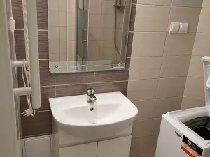 Pronájem bytu 1+kk, Praha - Prosek, Na vyhlídce, 24 m2