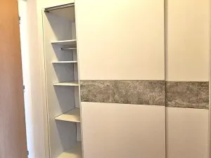 Pronájem bytu 2+kk, Praha - Řepy, Karlovarská, 59 m2