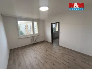 Pronájem bytu 1+1, Ústí nad Labem - Mojžíř, Peškova, 35 m2