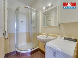 Prodej bytu 1+kk, Praha, Na Výrovně, 38 m2