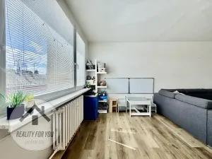 Prodej bytu 3+1, Slaný, Pražská, 71 m2