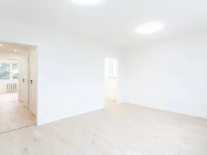 Prodej bytu 3+kk, Praha, Na Šutce, 62 m2