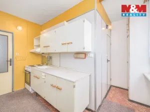 Prodej bytu 3+1, Prachovice, Bučina, 65 m2