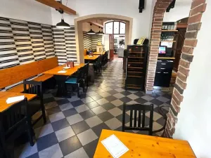 Pronájem kanceláře, Písek, Sedláčkova, 110 m2