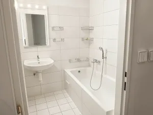 Pronájem bytu 2+1, Brno, Štefánikova, 75 m2