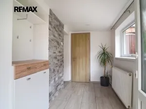 Prodej rodinného domu, Lužice, Lomená, 130 m2
