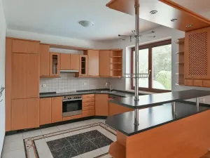 Pronájem rodinného domu, Horoměřice, 350 m2