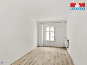 Pronájem bytu 1+1, Velvary, Chržínská, 35 m2