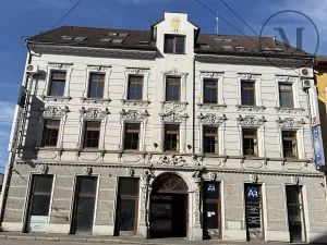 Pronájem kanceláře, České Budějovice, Nádražní, 180 m2