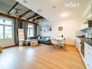 Pronájem bytu 2+kk, Vsetín, Dolní náměstí, 72 m2