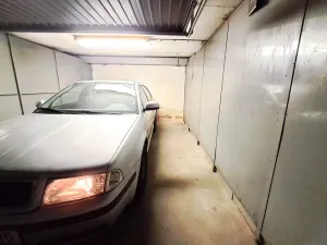Pronájem garáže, Zlín, Okružní, 18 m2