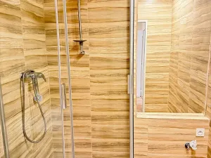 Pronájem bytu 3+1, Praha - Troja, Svídnická, 70 m2