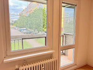 Pronájem bytu 3+1, Praha - Troja, Svídnická, 70 m2