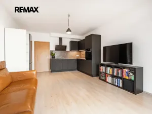 Prodej bytu 2+kk, Hostivice, Pšeničná, 53 m2