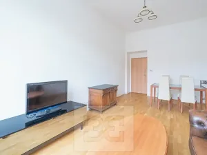 Pronájem bytu 2+1, Praha - Hradčany, Na valech, 79 m2