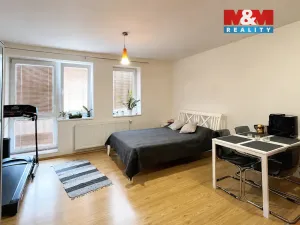 Prodej bytu 1+kk, Praha - Horní Měcholupy, Boloňská, 33 m2
