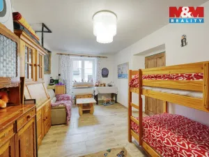 Prodej rodinného domu, Strážov, 359 m2