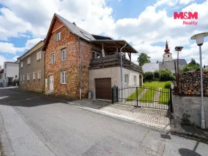 Prodej rodinného domu, Strážov, 359 m2