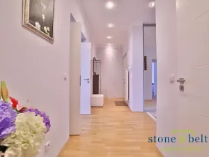 Pronájem bytu 4+kk, Praha - Nové Město, Lublaňská, 90 m2