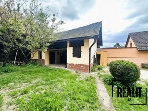 Prodej rodinného domu, Chorušice - Zahájí, 170 m2