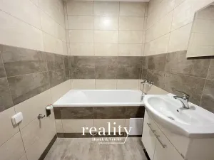 Pronájem bytu 3+1, Znojmo, MUDr. Jana Janského, 72 m2