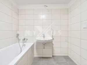 Pronájem bytu 2+kk, Praha - Strašnice, Strančická, 49 m2