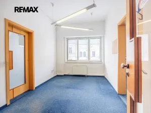 Pronájem kanceláře, Rudná, Masarykova, 1270 m2