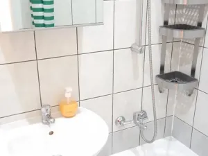 Pronájem bytu 1+kk, Praha - Kamýk, Otradovická, 37 m2