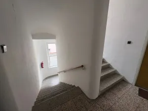 Prodej bytu 3+1, Jičín, Komenského náměstí, 86 m2