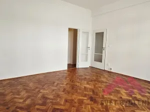 Pronájem bytu 1+1, Praha - Vinohrady, Kouřimská, 37 m2
