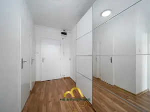 Pronájem bytu 2+kk, Praha - Strašnice, Pod strání, 43 m2