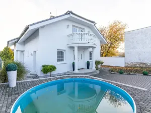 Prodej vily, Kostelec na Hané, 235 m2