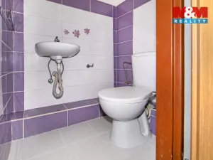 Prodej rodinného domu, Praha - Sobín, Ke Břvům, 172 m2