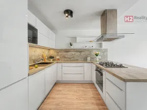 Prodej rodinného domu, Praha - Horní Počernice, Rajhradská, 170 m2